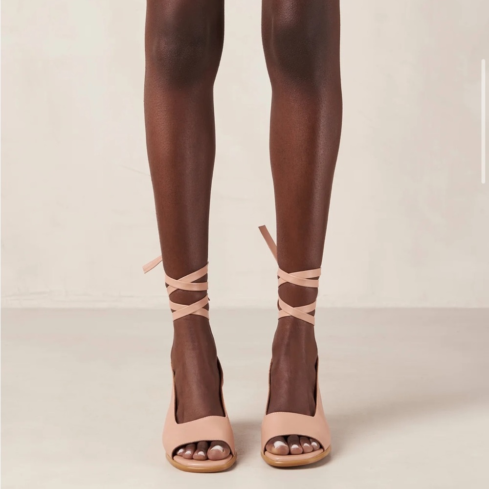 Alohas Lillies - pink peep toe leather sandals